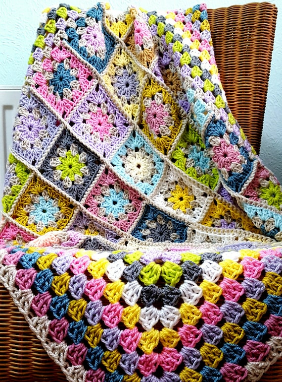 Retro Pastel Granny Squares Blanket Crochet Afghan NEW