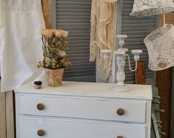 Chippy White Farmhouse Dresser/Chest of Drawers