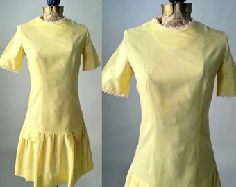 Vintage Retro 1960s Yellow Mod Dress, Flapper Style, Small Size