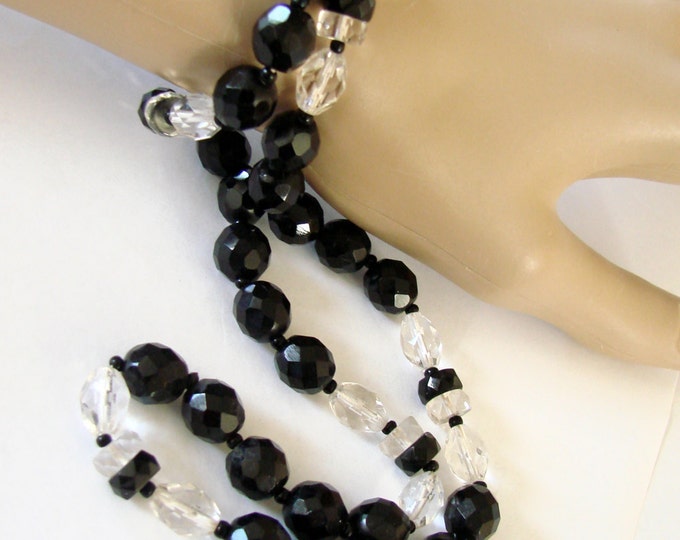 Vintage Black & Crystal Faceted Bead Necklace Jewelry Jewellery