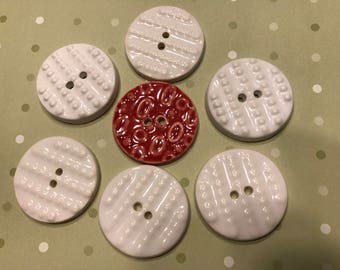 7 pice LARGE ceramic Button mix, 38 mm (14)