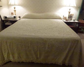 Vintage Chenille Bedspread with Fringe*Full Size or Queen with a Dust Ruffle* Pale Yellow Hobnail Chenille