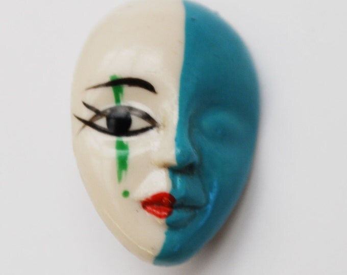 Women face brooch - Blue white - mask pin
