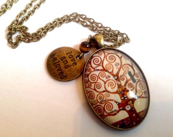 Sautoir cabochon ovale verrre vintage bronze, l'arbre de vie de Klimt, perle œil de tigre, médaille