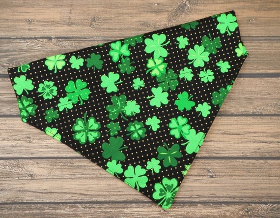 Slip on Fabric Bandana over the Dog Collar - St. Patrick Day