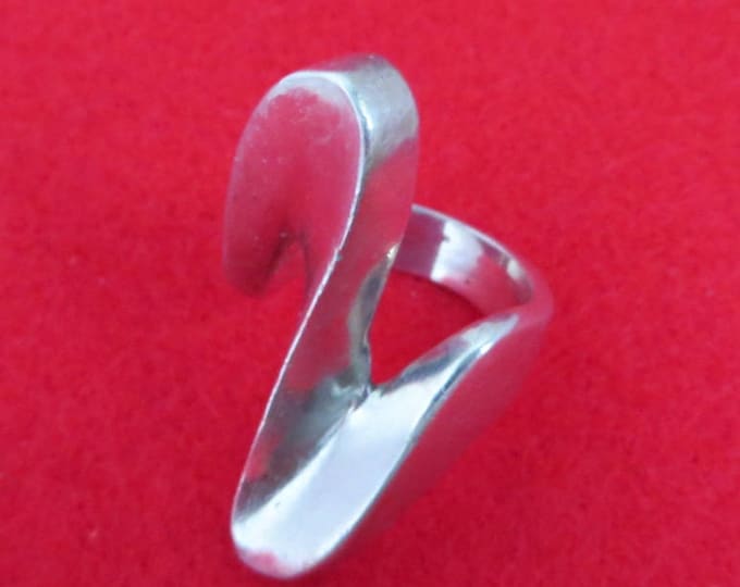 Sterling Silver Abstract Ring, Vintage Mexican Silver Ring, Modernist Costume Jewelry Statement Ring, Size 6.5