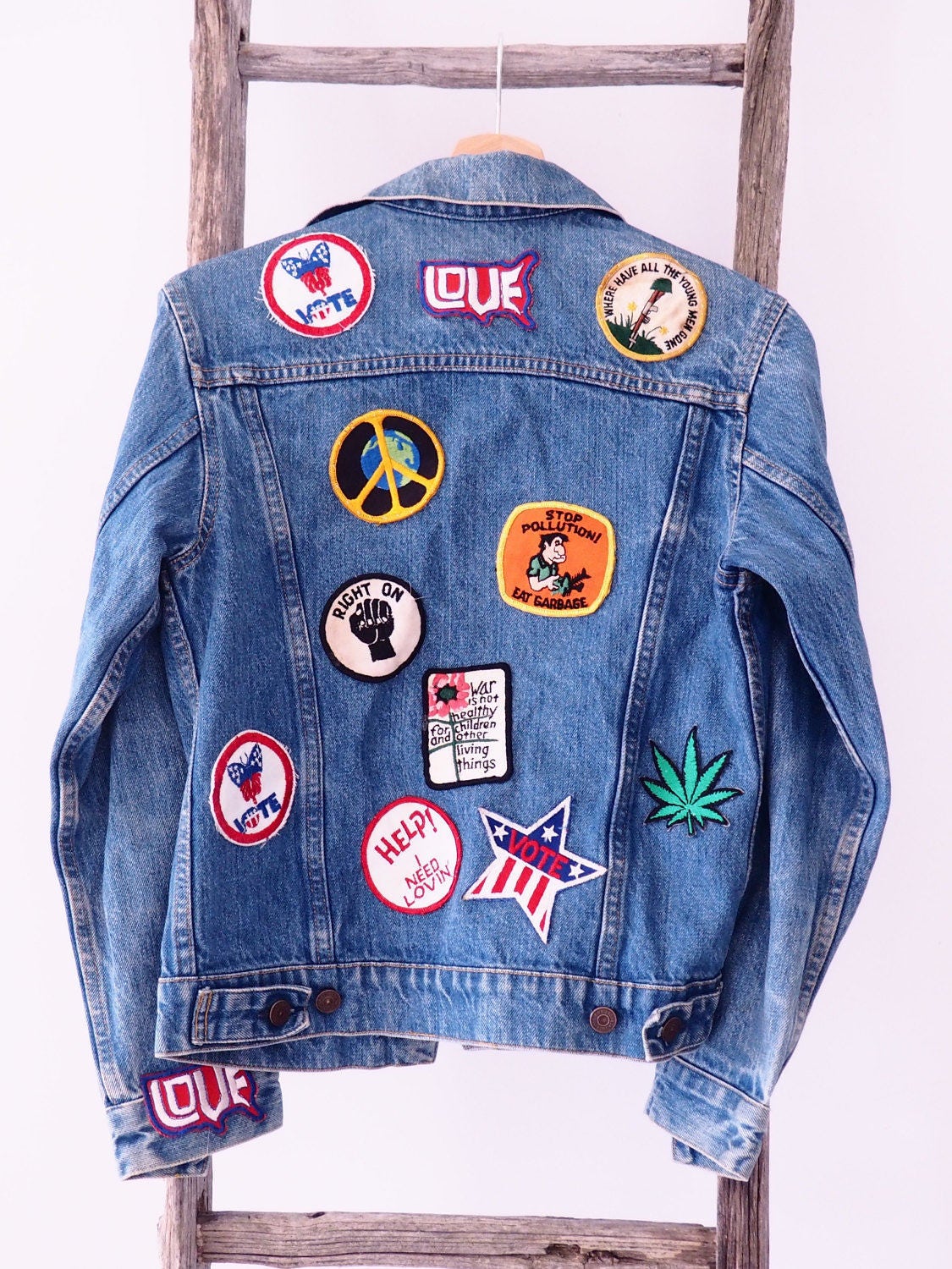 jean jacket 70s style