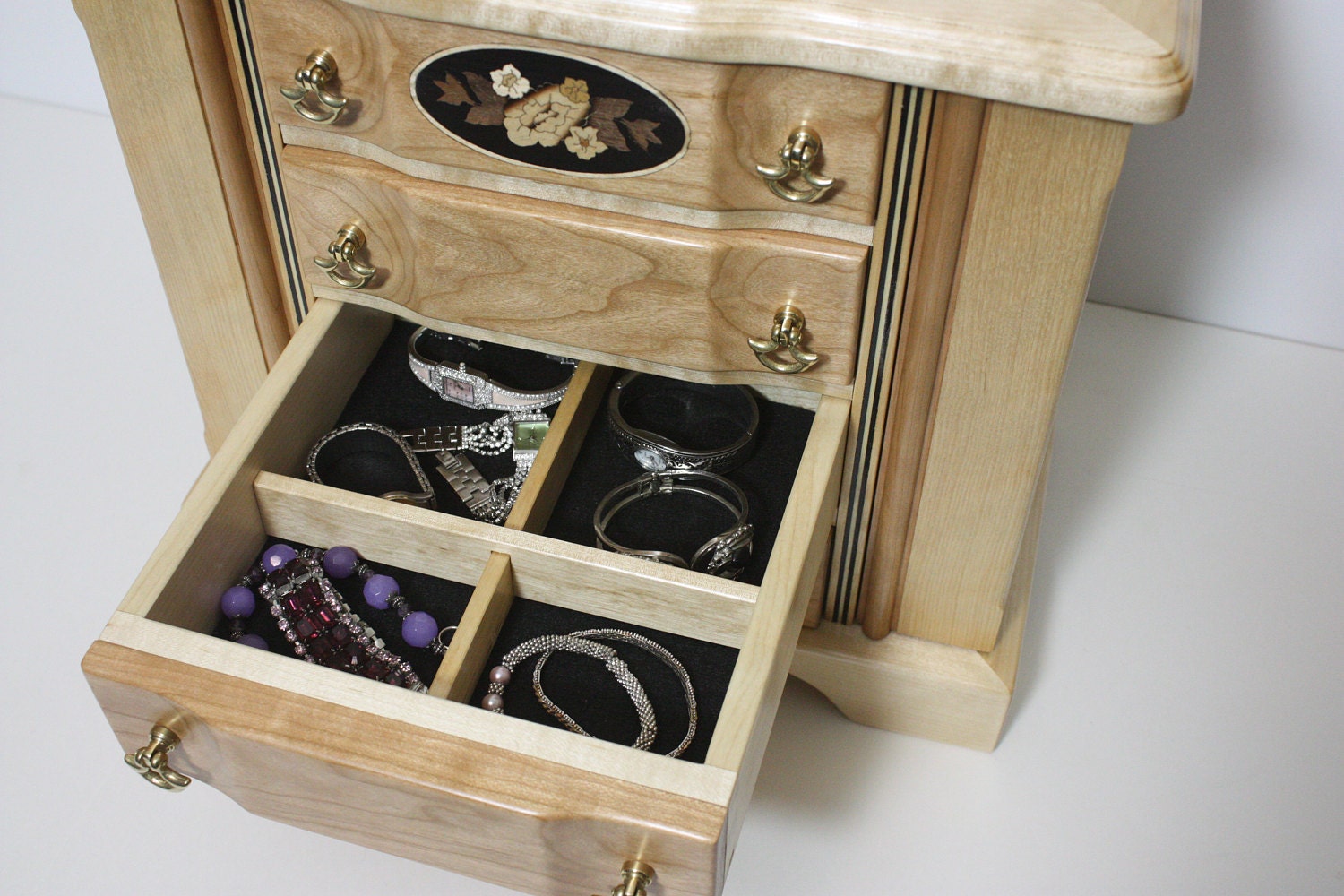 Jewelry Box with Large Drawers with adjustable dividers