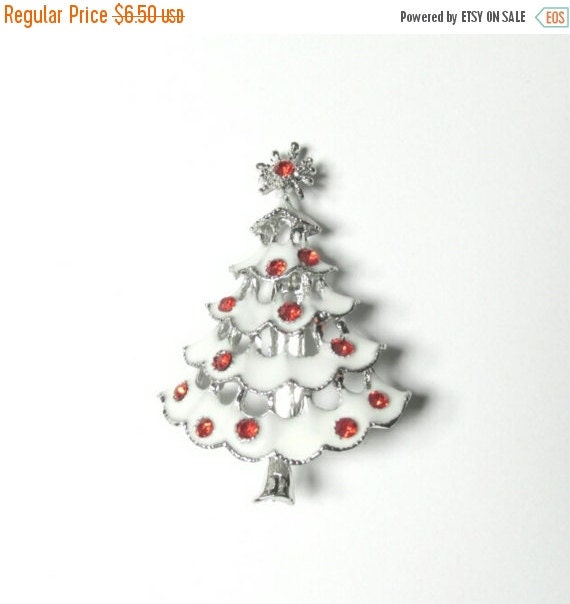 sale vintage christmas brooch white christmas by sale vintage christmas brooch white christmas by
