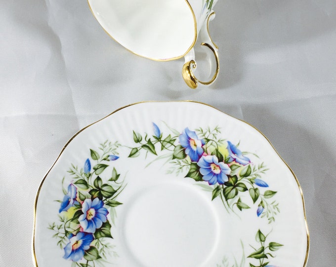 Storewide 25% Off SALE Vintage Rosina Fine England Bone China Wild Flower Pattern Teacup & Saucer Set Featuring Blue Flower Design With Gold