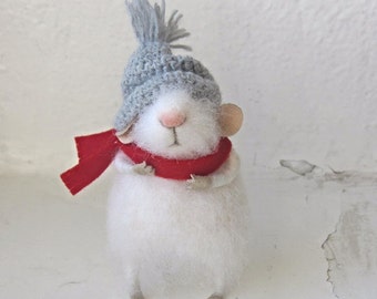 felt mouse, white felted mouse, miniature mouse, mouse's coat, miniature animal, felting animal
