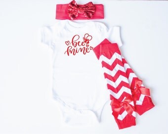 1st Valentines Day Outfit, Baby Girl Valentines Outfit, Newborn Valentines Outfit, Baby's 1st Valentines, Baby Girl Valentine's Day Outfit