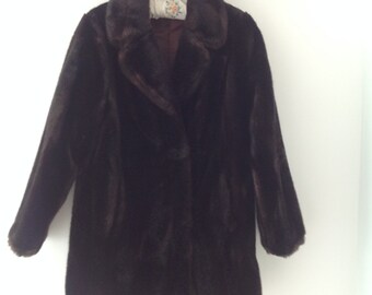 Brown faux fur coat, vintage faux fur jacket, vegan fur jacket, women's jacket, faux fur jacket, 80's jacket, evening jacket, faux fur coat