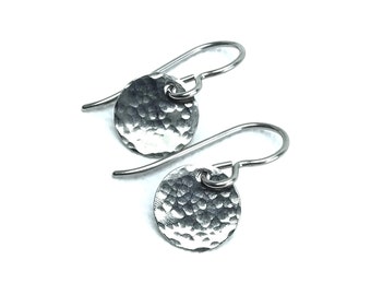 Titanium Earrings Tiny Disc, Hammered Hypoallergenic Silver Colored Niobium Circle Earrings, Titanium Round Disk Earrings