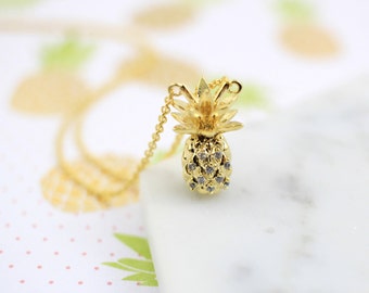 Small Gold Pineapple Pendent Simple Necklace, Pineapple Necklace, Gift for Best Friends