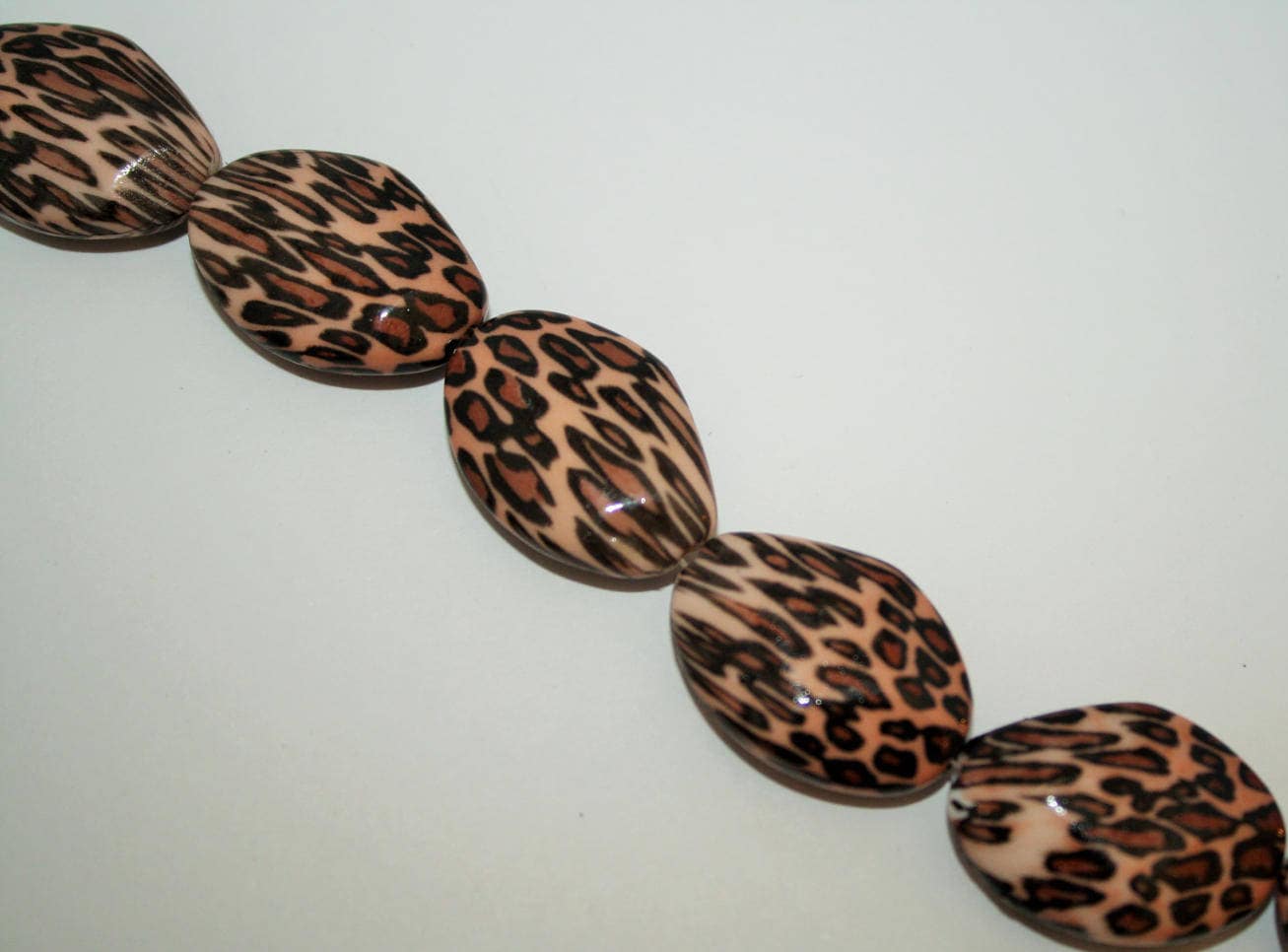 Leopard Beads, Acrylic Bead, Leopard Print, Animal Beads, Necklace Bead