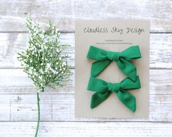 pigtail bows, pigtail set, green bows, hair bows, baby hair clips, stocking stuffer for girls, toddler hair bow, hair clips, green