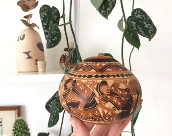 Small Carved Gourd Box with Lid | Boho Decor | Boho Shelf Decor | Carved Gourd Art Basket | Pyrography Art | Brown Beige Black