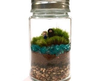 Moss Terrarium // Mini Khalessi & Jon Snow