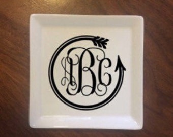 Jewelry dish - TRIBAL ARROW - Monogram Jewelry Holder || Bridesmaid Gift || Teacher Gift || Sorority Gift
