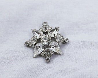 1950s Vintage Star Shaped Diamond Brooch