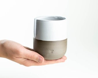 Minimalist mug for coffee, tea in grey and white / / handmade Cup with white glaze and grey clay / / matte finish