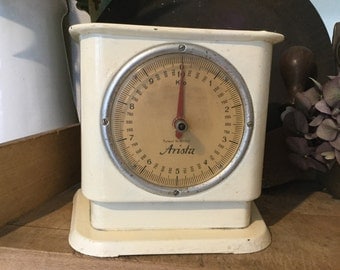 Old kitchen scale, shabby