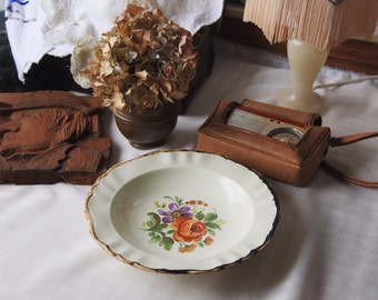 Soup bowls