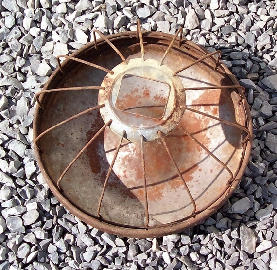 Vintage Chicken Feeder Galvanized/Metal/Wire/Rust Farm Round
