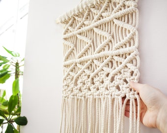 SALE! Macrame Wall Hanging, Woven Wall Hanging, Boho Wall Hanging, Wall Tapestry, Woven Wall Tapestry, Macrame, Boho, Bohemian Wall Decor