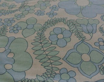 Retro Vintage Dolly Blue Floral Single Duvet 52" x 78"