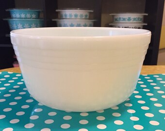 Pyrex Hamilton Beach Mixing Bowl