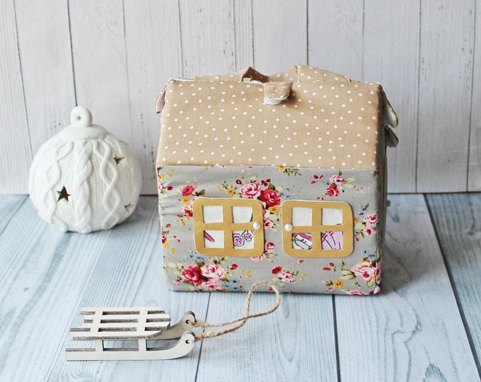 Soft fabric dollhouse kit Dollhouse bag Travel dollhouse Gift for girl
