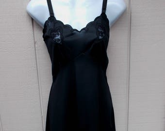 Vintage Black Nylon Tricot Slip with Lace Trim / 50s to 60s full dress slip // Size 34 Bust 34B