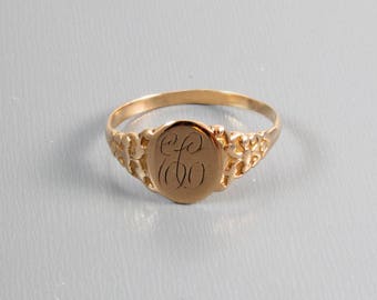 Antique Victorian 10k rose gold signet ring / size 8