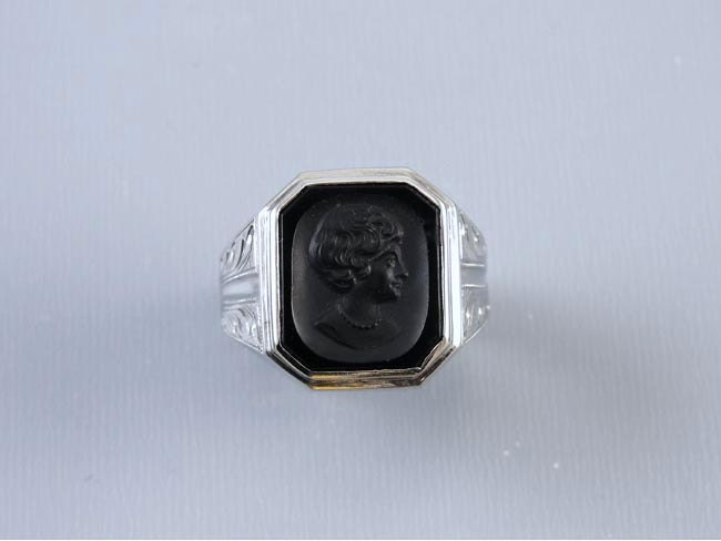 Vintage Art Deco 10k white gold black onyx cameo intaglio ... - 650 x 488 jpeg 20kB