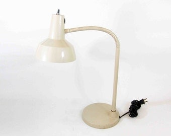 Vintage Gooseneck Desk Lamp in Tan. Circa 1970's.