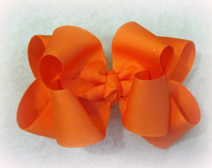 Living Coral Hair Bow, Girls hair Bows, Boutique Hairbows, Double Layered Bow, Stacked hair Bow, Big chunky Bow, 4 Inch Bow, 5 inch hairbow,