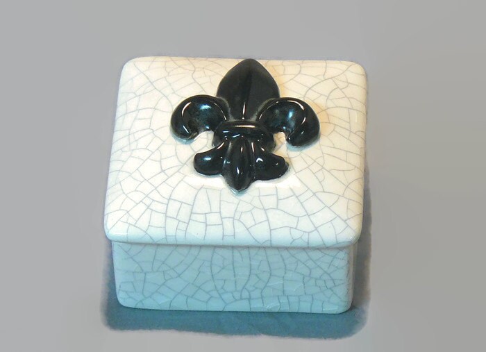 Ceramic Keepsake Box Fleur de Lis Keepsake Box Black