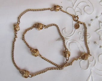 Vintage Avon Gold Tone Choker Style Necklace with Knotted Links