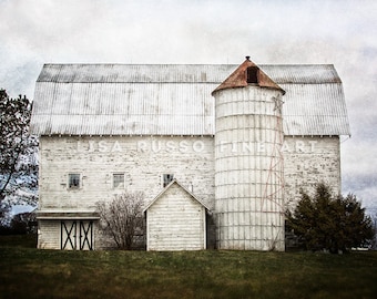 Farmhouse Decor, Fixer Upper Decor Style, White Barn Landscape, Rustic Home Decor, Country Decor, Farmhouse Decor White Barn, Barn Art Farm.