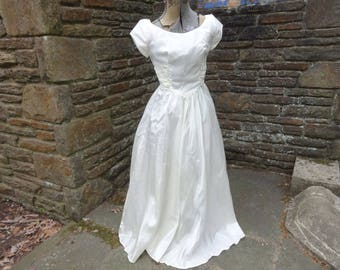 Vintage women's dress wedding prom formal bridal 1950's retro ivory clothing rockabilly pageant