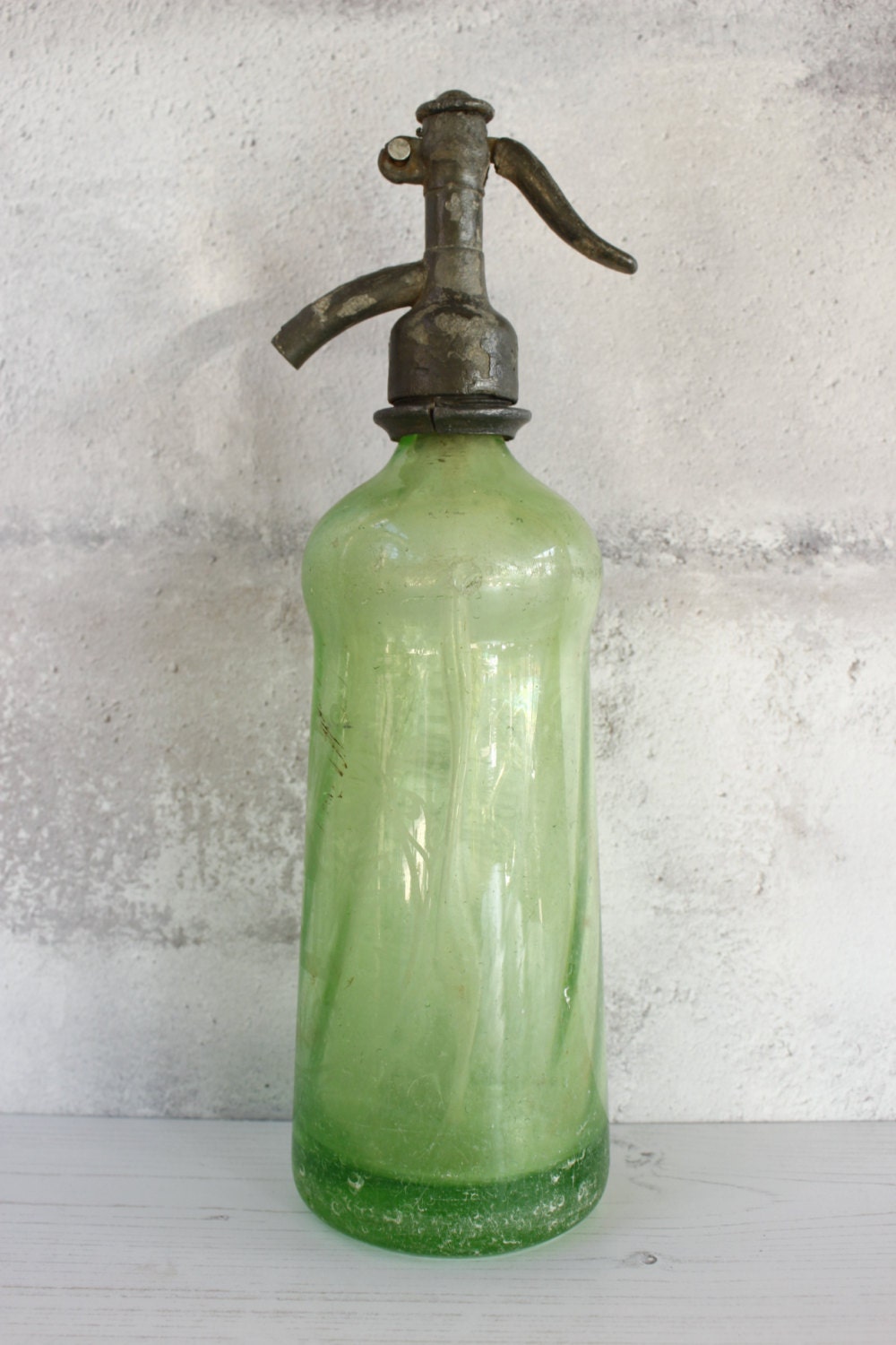 French Antique Seltzer Bottle....Vaseline Glass....Uranium
