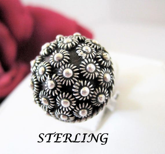 Sterling Silver Ring - Expandable Band - Signed 925 CCV - Size 6 Expandable
