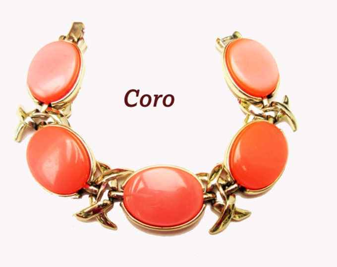 Coro Link Bracelet - Orange Thermoset- Vintage plastic - Mid century bangle