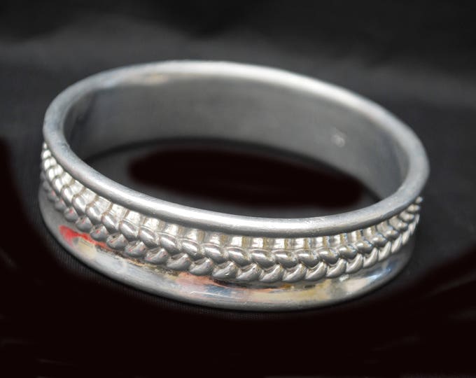 Arthur Court Aluminum Bangle - Silver braided bracelet