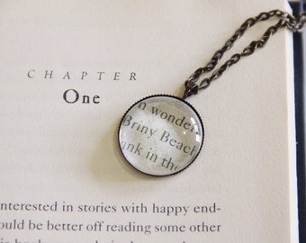Briny Beach, A Series of Unfortunate Events | Cabochon Necklace