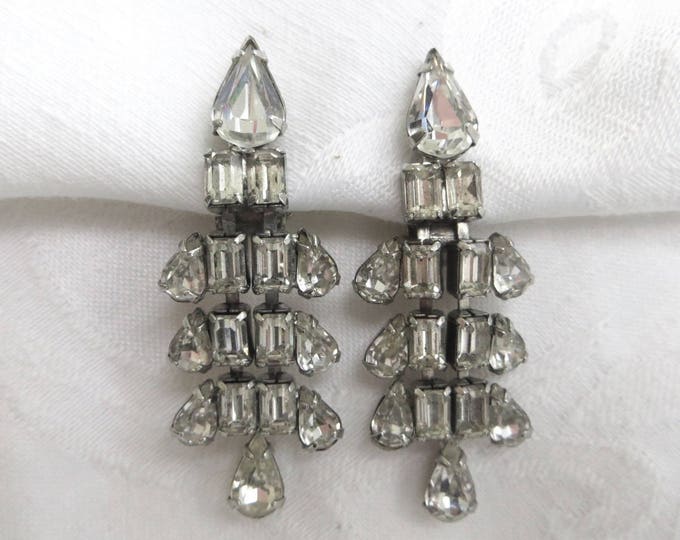 Rhinestone Chandelier Earrings, Clip On, Clear Stones, Bride Wedding Formal Glitzy Girl