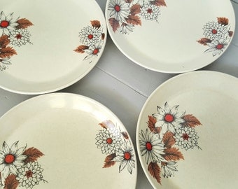 Johnson Dinner plates set of 4