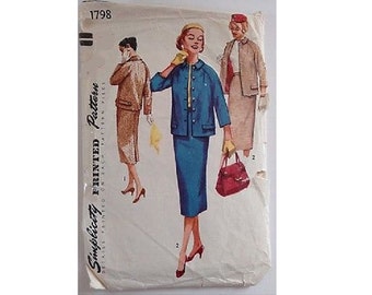 Simplicity #1798 Sewing Pattern 50's Suit Jacket Coat and Straight Fitted Skirt Size UK 12 Bust 34"